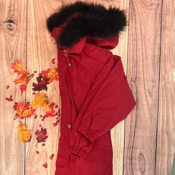 London Fog Red Down Winter Fur Hooded Jacket, Size: M - Picture 2 of 6